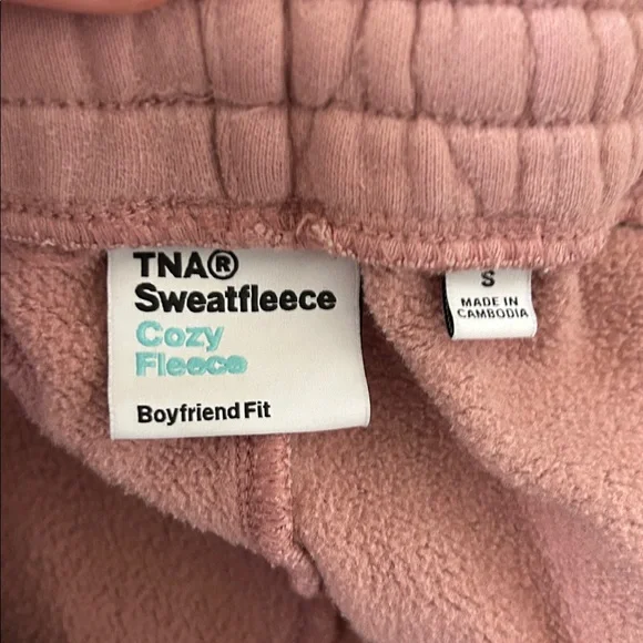 3 pairs of TNA Sweatpants (black pair-SOLD) - Picture 5 of 11